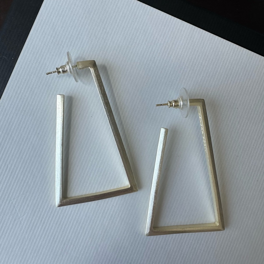 Kendra Scott Brushed Gold Geometric Earrings